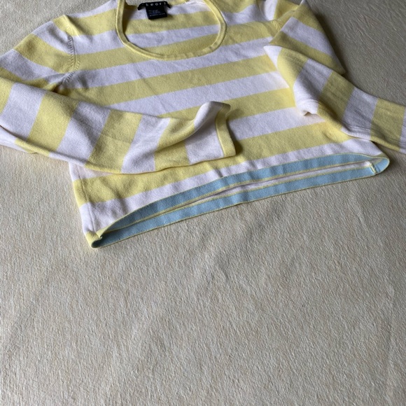Theory cropped yellow white striped thin sweater - Picture 2 of 8